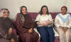 Aslıhan Ünlü’den yeni doğan bebeklere ve girişimci kadınlara ziyaret