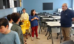 Geleceğin mucitlerine robotik kodlama ziyareti