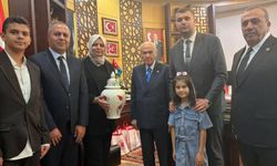 Mehmet İhsan Çıplak ve ailesi, Devlet Bahçeli’yi ziyaret etti