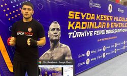 Çorumlu boksör Mehmet Aytu Köymen çeyrek finalde