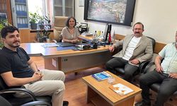 Anahtar Parti'den İlçe Tapu Müdürüne hayırlı olsun ziyareti