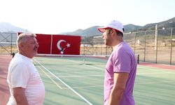 Osmancık’ta tenis kortu hizmete açıldı