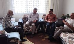 Müftü Altınsoy, yaşlıları yalnız bırakmadı