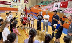 Atatürk Spor Salonu yeni sezona hazırlanıyor