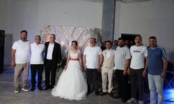 Başkan Gelgör, zabıta memuru Serkan Pat’ın düğününe katıldı