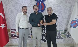Onat’tan Başkan Ünlü’ye veda ziyareti