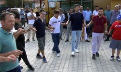 Çorum'da düğüne İtalyan damgası: İki İtalyan halay çekip çiftetelli oynadılar