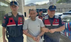 Bir ayva dalı için amcasını gözünü kırpmadan öldürdü: Gurbetçi yeğen yakalandı