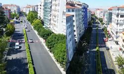 Gazi Caddesi’ne kaç ton sıcak asfalt serildi?