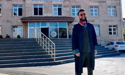 Avukat Safa Sazak, CHP’den istifa ederek Yeni Parti’ye geçeceğini açıkladı