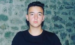 Bıçaklanan 22 yaşındaki genç yaşam savaşı veriyor