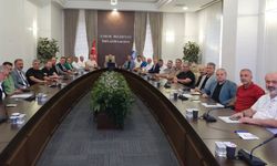 Cumhur İttifakı’ndan Belediye Meclisi öncesi grup toplantısı