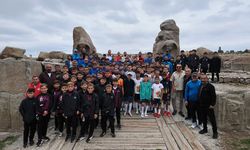 Hitit Cup’ta Minik Sporcular Alacahöyük’ü Keşfetti