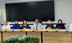 Ahlatcı, Semra Akyüz Özdağ ve yönetimiyle bir araya geldi