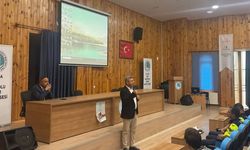 Öğrenci taşıyan servis sürücülerine trafik eğitimi