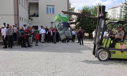 Çorum'da üreticilere yem ezme makinesi desteği