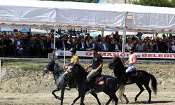Osmancık’ta at yarışları nefes kesti
