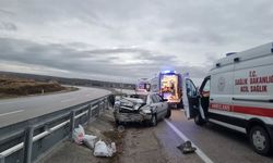 Çorum'da yağışla kayganlaşan yolda kaza: 5 yaralı