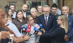 CHP heyetinden Turgutlu'da yaralı öğrencilere ziyaret: Okul güvenliği için acil önlem çağrısı