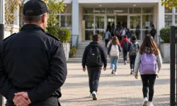 Okul bahçelerinde kim, neyden sorumlu olacak: 30 bin görevliye kritik talimat!