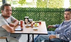 Sungurlu Belediyesi meyve bahçesinin ürünlerini vatandaşlara ikram etti
