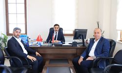 Başkan Arslan’dan Vergi Daire Müdürü Sulu’ya kutlama ziyareti