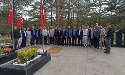 Din görevlilerinden şehitlik ziyareti