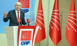 Kılıçdaroğlu’ndan iktidara mesaj: "Fon skandalının üzerine gitmek istiyorsanız gazetecilerin önünden çekilin"