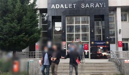 Kendilerini Jandarma olarak tanıtıp, vatandaşı yaraladılar