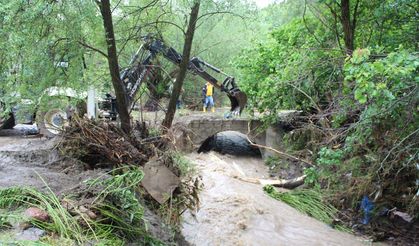 Boğazkale'de sel alarmı: Yazır deresi taştı, tarım arazileri su altında
