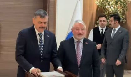 Bakan Çiftçi Çorum Belediyesi’ni ziyaret etti