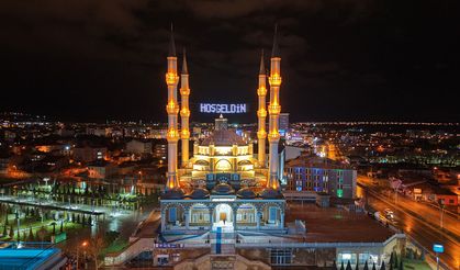 Kadir gecesinde hangi ibadetler yapılmalı? İşte tavsiye edilen 10 önemli ibadet