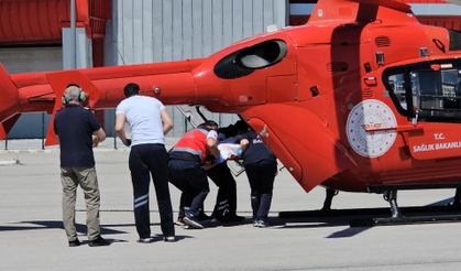 Çorum’da ambulans helikopter 2 yaşındaki çocuk için havalandı