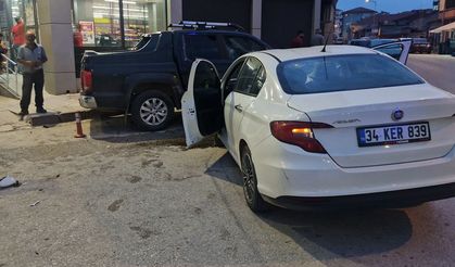 Çorum’da korkutan zincirleme kaza! Alkollü sürücünün çarpma anı kameraya yansıdı