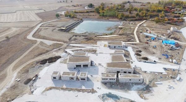Kaderine terk edilen Hitit Köyü Projesi restore ediliyor