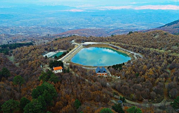 Bir zamanlar sazlıklarla kaplıydı, şimdi ziyaretçi akınına uğruyor