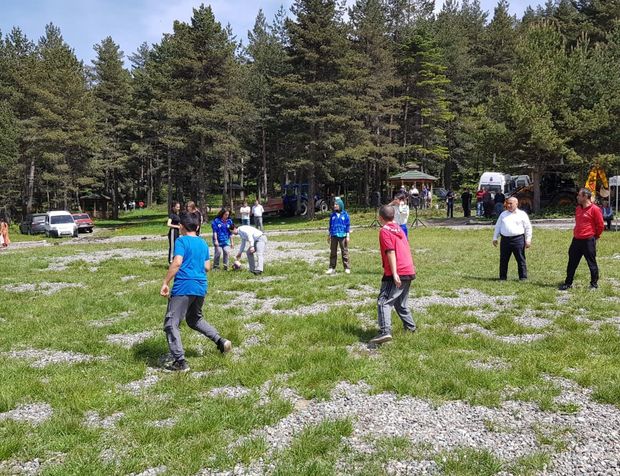 Kuşçaçimen Yaylası'mda bahar şenliği