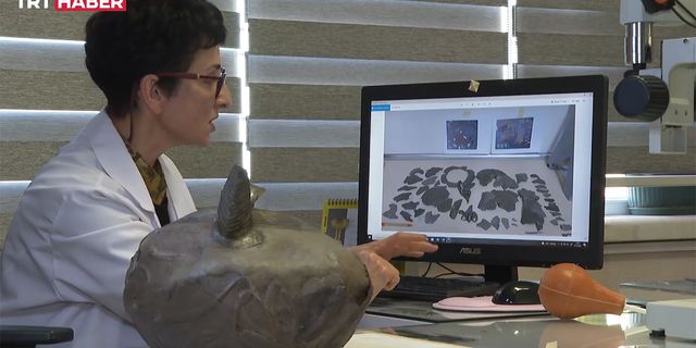 Çorum'da bulunan 4 bin yıllık Yılanlı Gümüş kabın restorasyonu tamamlandı