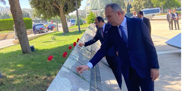 Ahmet Sami Ceylan, Bakü’de Çorumlu Şehitleri unutmadı