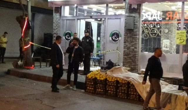 İzmir'de kahvehaneye silahlı saldırı: 1 ölü, 5 yaralı