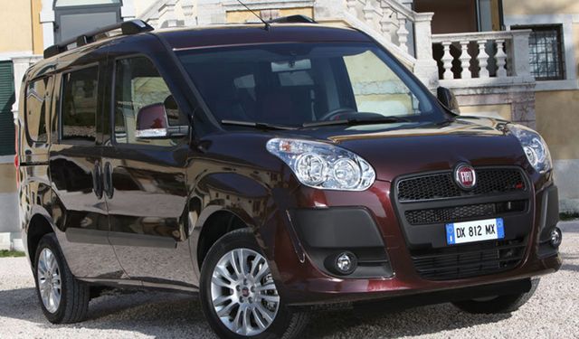 İcradan satılık 2014 model Fiat Doblo