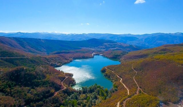 Tokat'ta bu göl gören herkesi büyülüyor! Tokat'ın gizli incisi Zinav Gölü