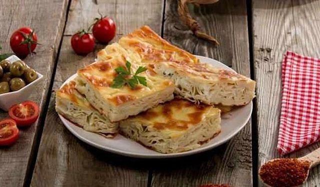 Bu tarifi kaçırmayın! Börek ustalarına taş çıkaracak: Yufkadan Su Böreği tarifi