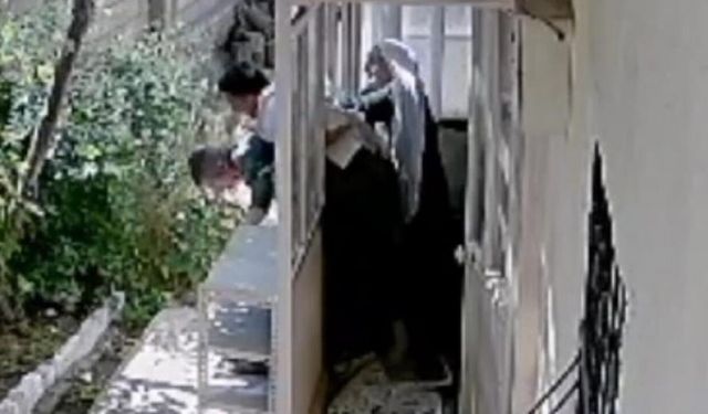 Van'da dehşet: Dayı, yeğenin saldırısından ölü numarası yaparak kurtuldu