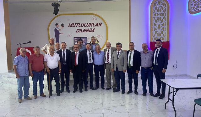 CHP'de Mustafa Biçer yeniden başkanlığa seçildi