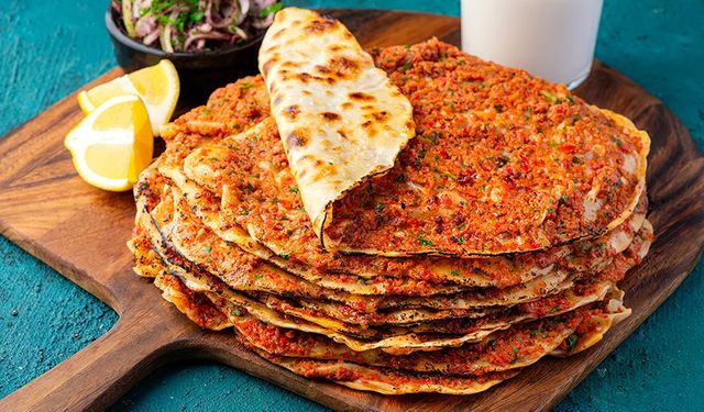 MasterChef Lahmacun tarifi: Çıtır çıtır Lahmacun nasıl yapılır?