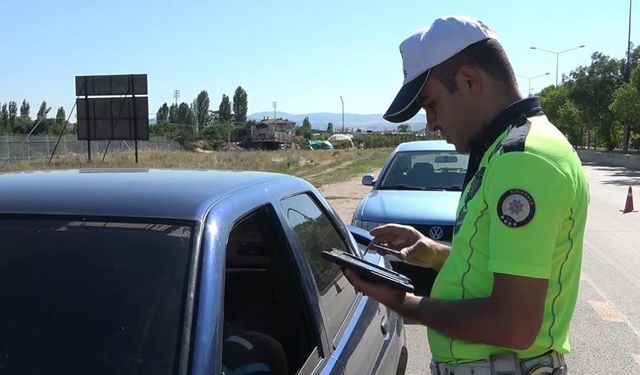 Kural ihlaline geçit yok: 18 bin sürücüye ceza yazıldı