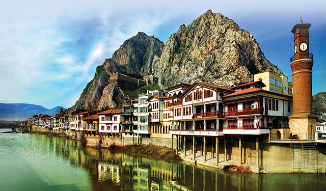 Yapay Zeka, Türkiye'nin turistik şehirlerini masaya yatırdı! Amasya’ya rakip şehir belli oldu: Amasya’ya hangi il rakip?