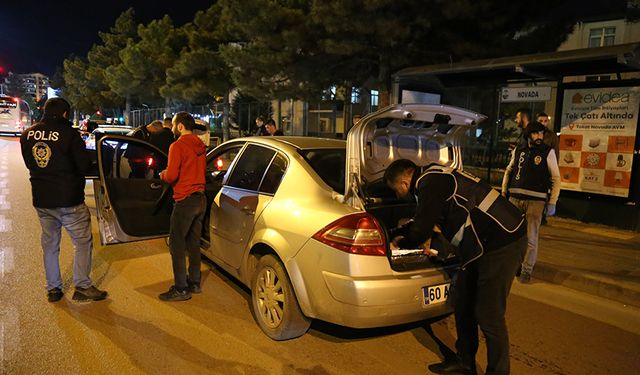 Vatandaşların güvenliği için gece gündüz demeden çalışıyorlar