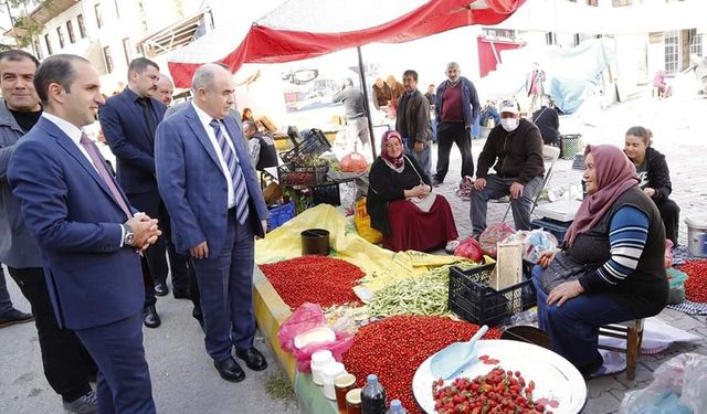 Vali Dağlı, esnaf ve vatandaşlarla bir araya geldi